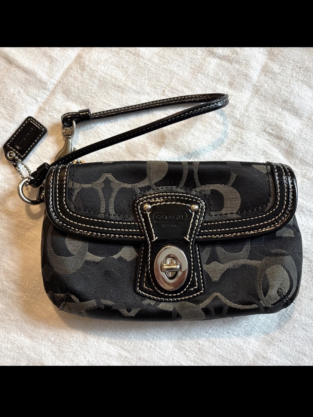 Coach Black Taupe Signature Op Art Canvas Patent Leather Turnlock Wristlet